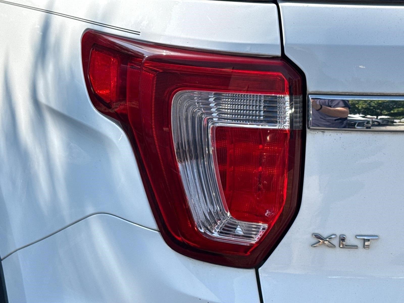 Used 2016 Oxford White Ford XLT image 15