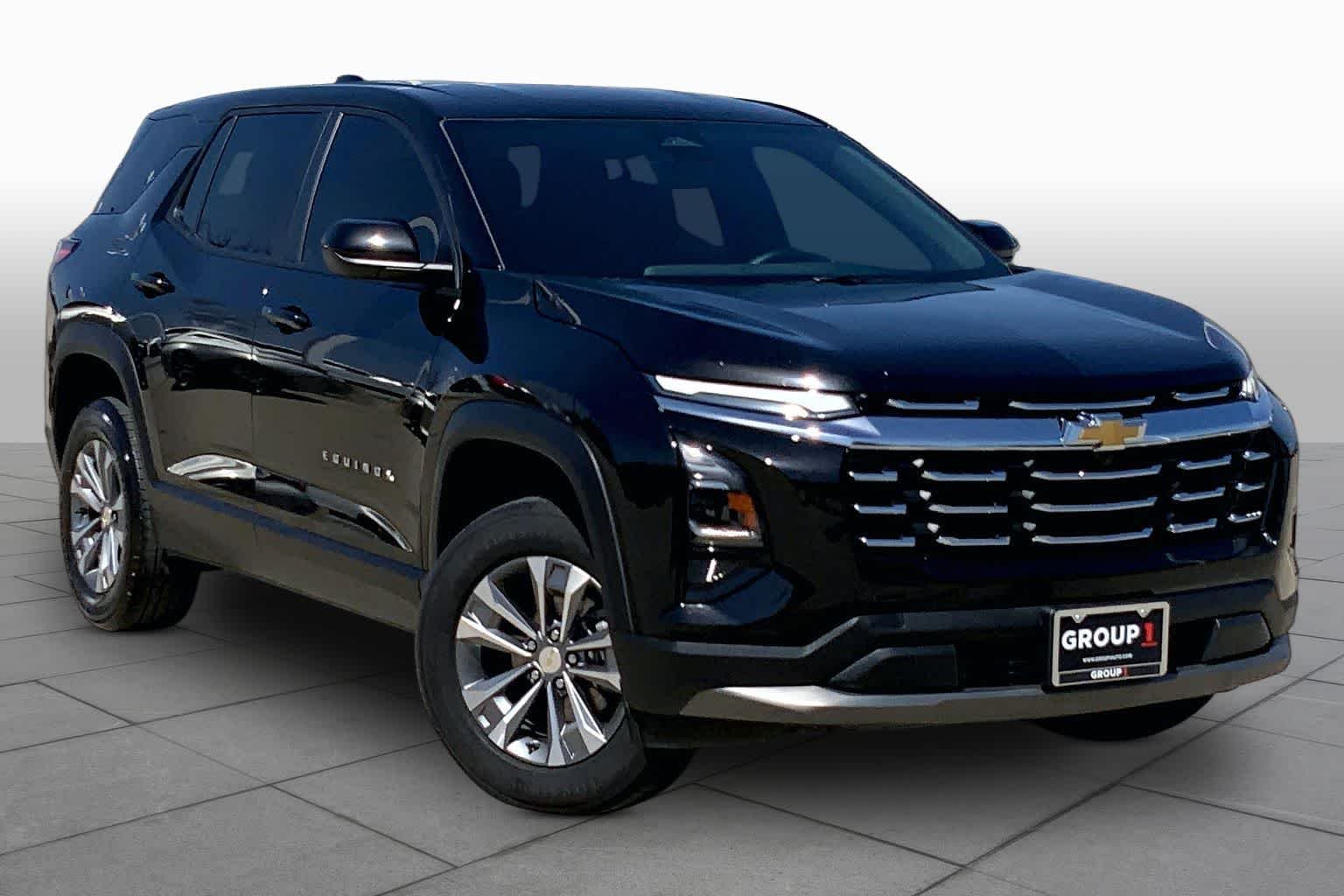 Used 2026 Mosaic Black Metallic Chevrolet FWD LT image 3