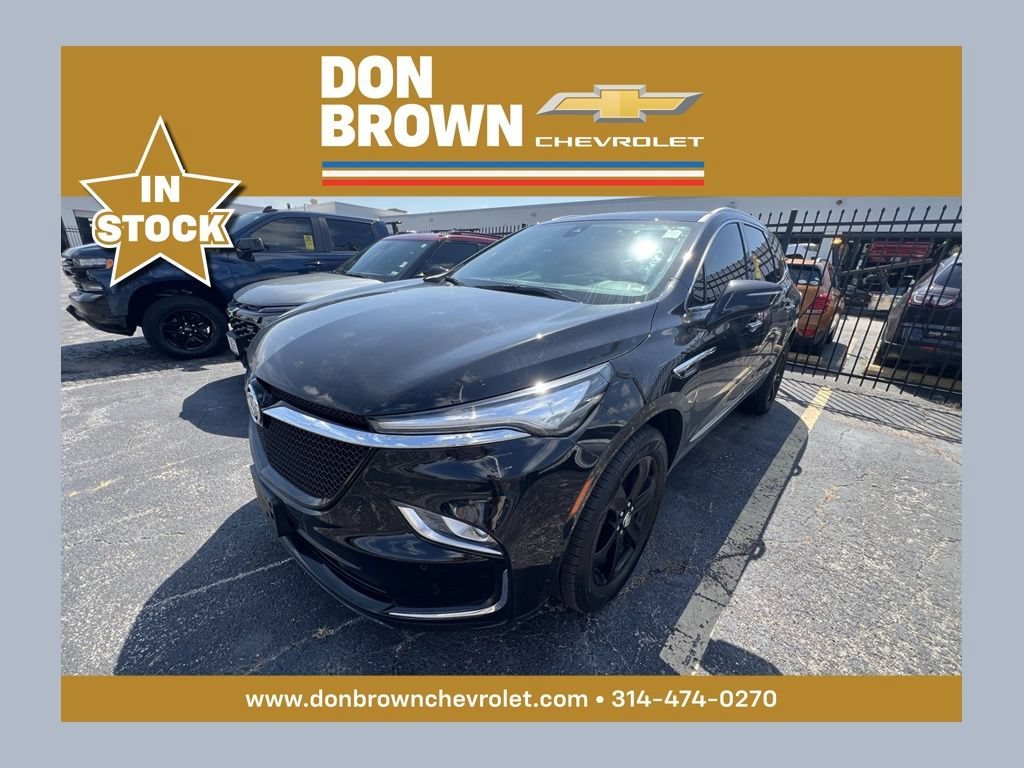 2024 Buick Enclave Essence's photo