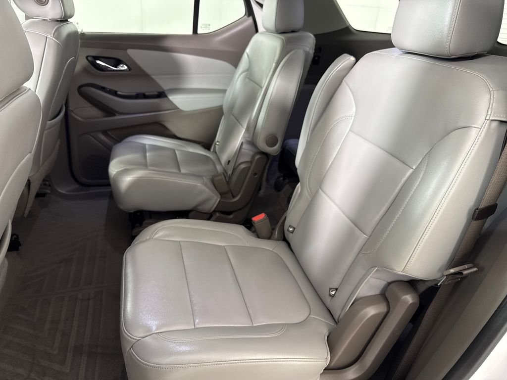 2020 Chevrolet Traverse 3LT - Photo 13
