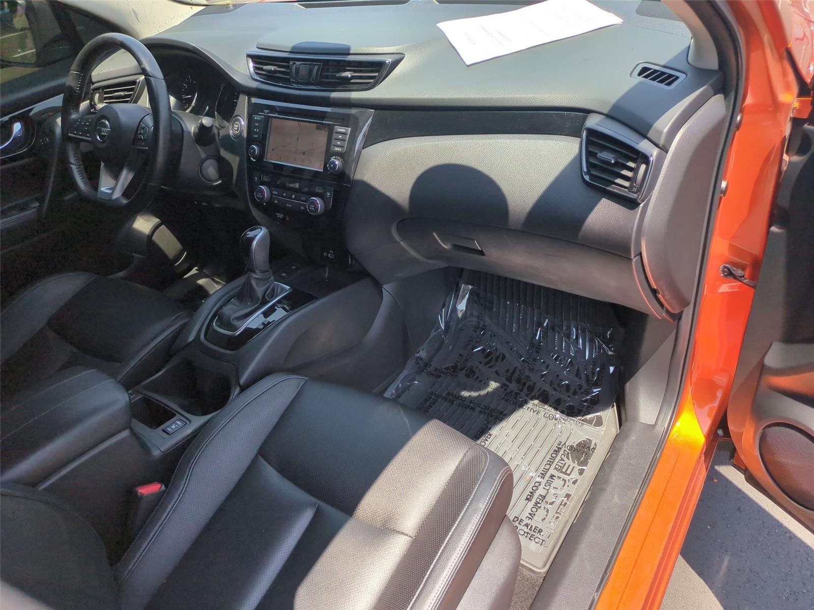 Used 2021 Monarch Orange Metallic Nissan SL image 39