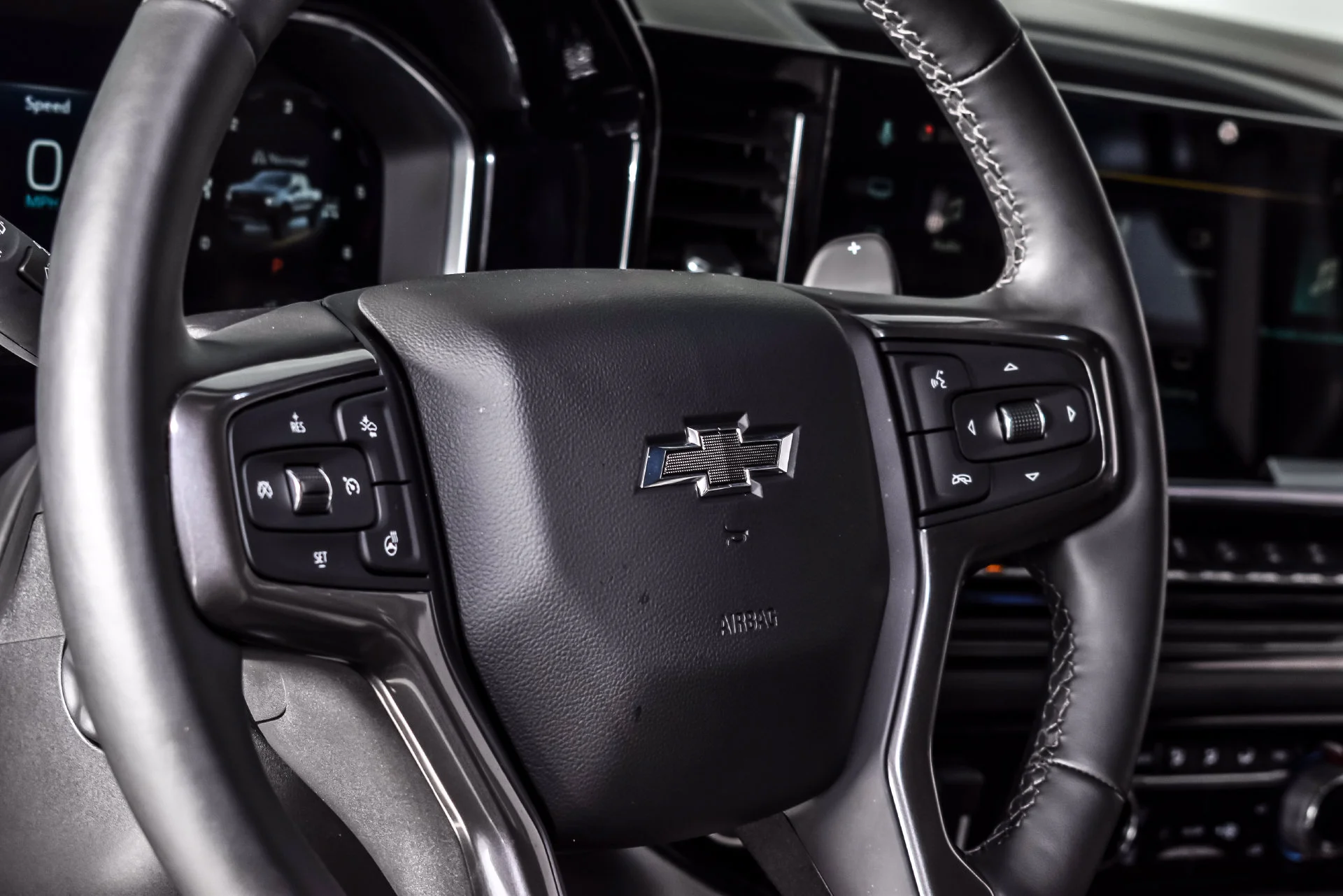 Used 2026 White Chevrolet ZR2 image 13