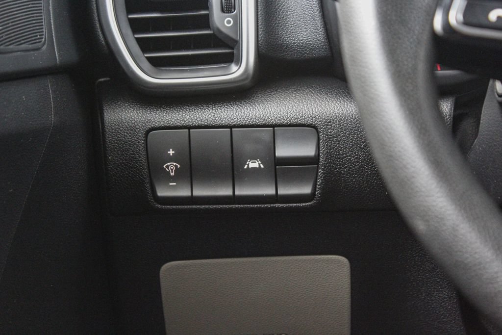 Used 2020 Red Kia LX image 20