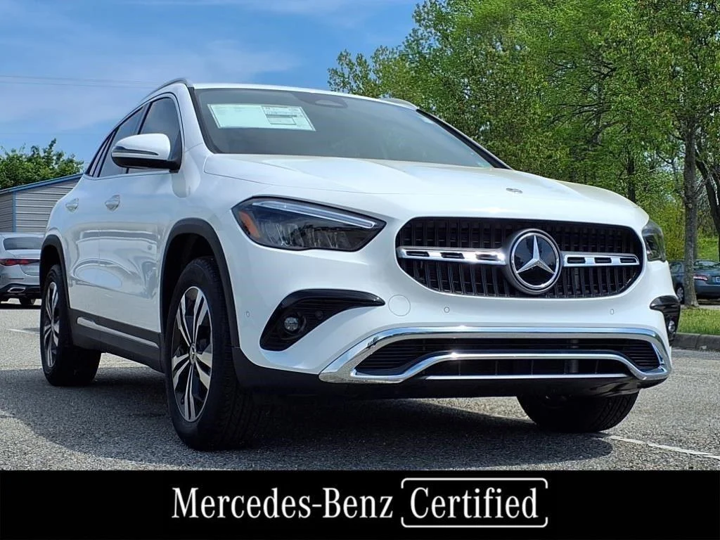 Certified Used 2025 Polar White Mercedes-Benz GLA 250 image 2