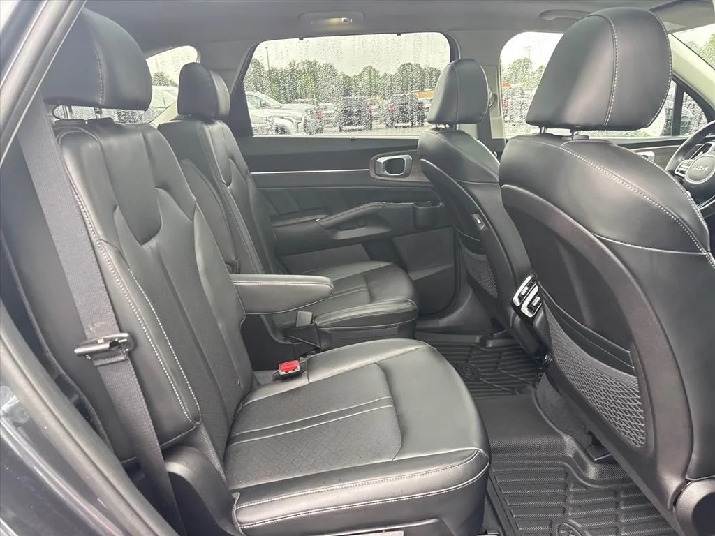 Used 2022 Black Kia X-Line EX image 14