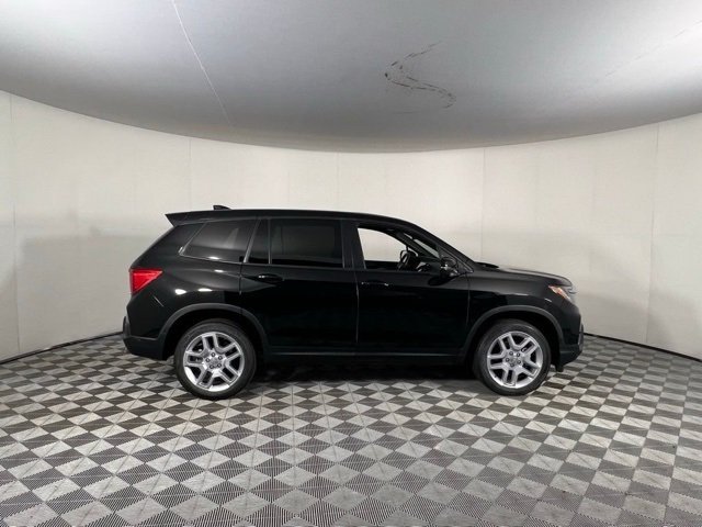 2024 Honda Passport EX-L photo 2