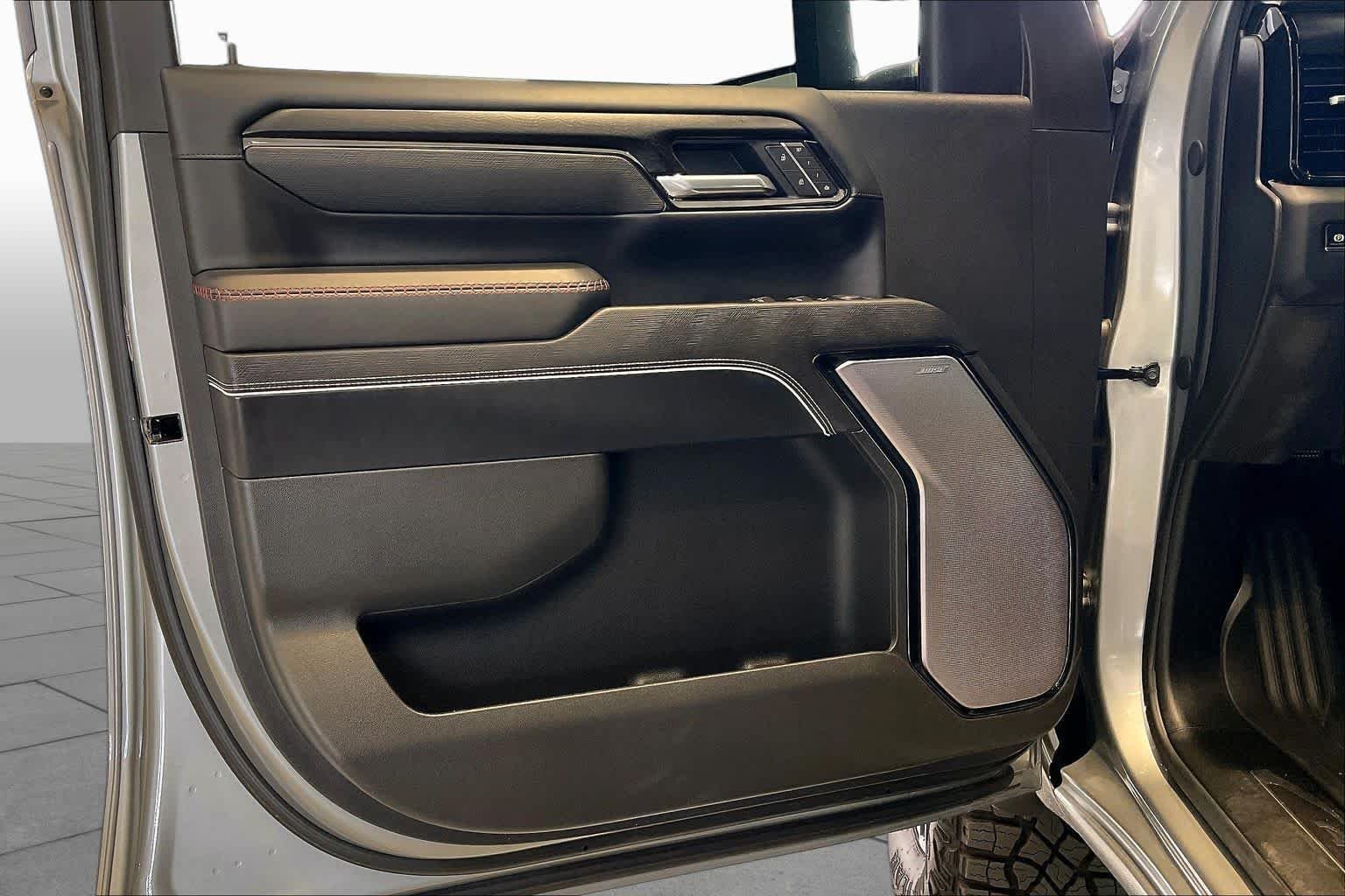 Used 2025 Sterling Metallic GMC AT4X image 22
