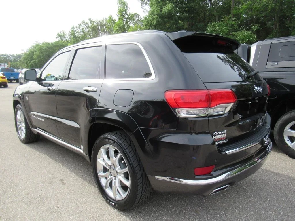 Used 2014 Black Jeep Summit image 3