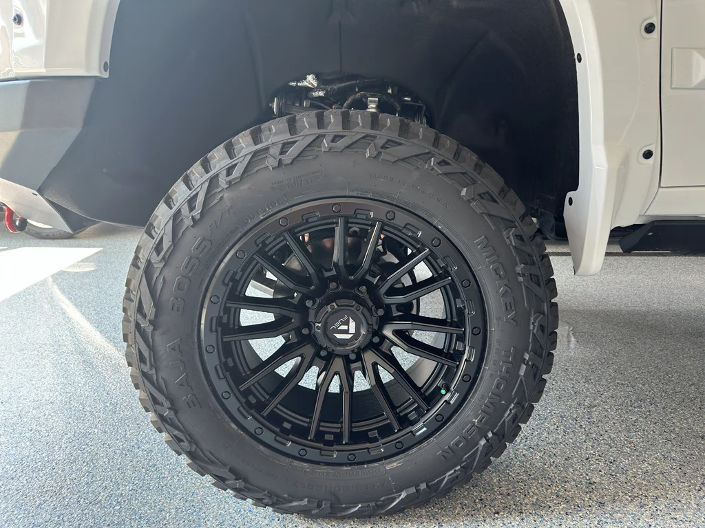2025 Chevrolet Silverado 2500 HD LTZ - Photo 37