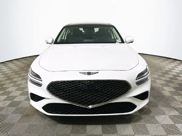 New 2026 White Genesis 2.5T Prestige image 9