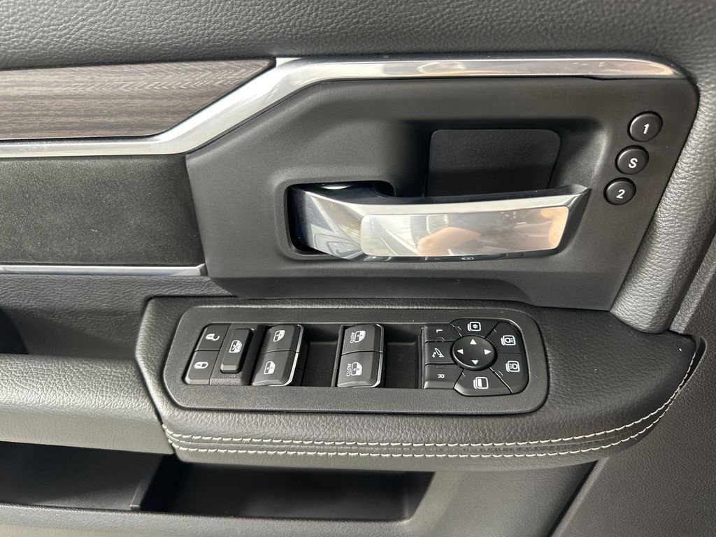 2026 RAM 2500 Laramie - Photo 22
