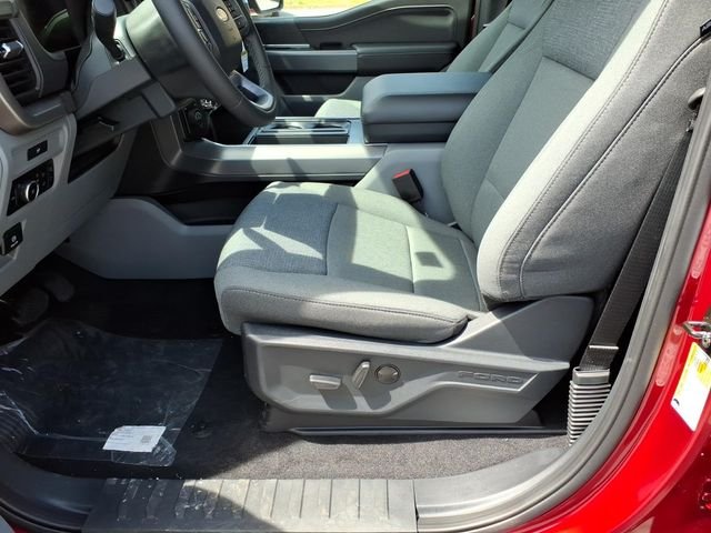 New 2026 Ruby Red Metallic Tinted Clearcoat Ford XLT image 19