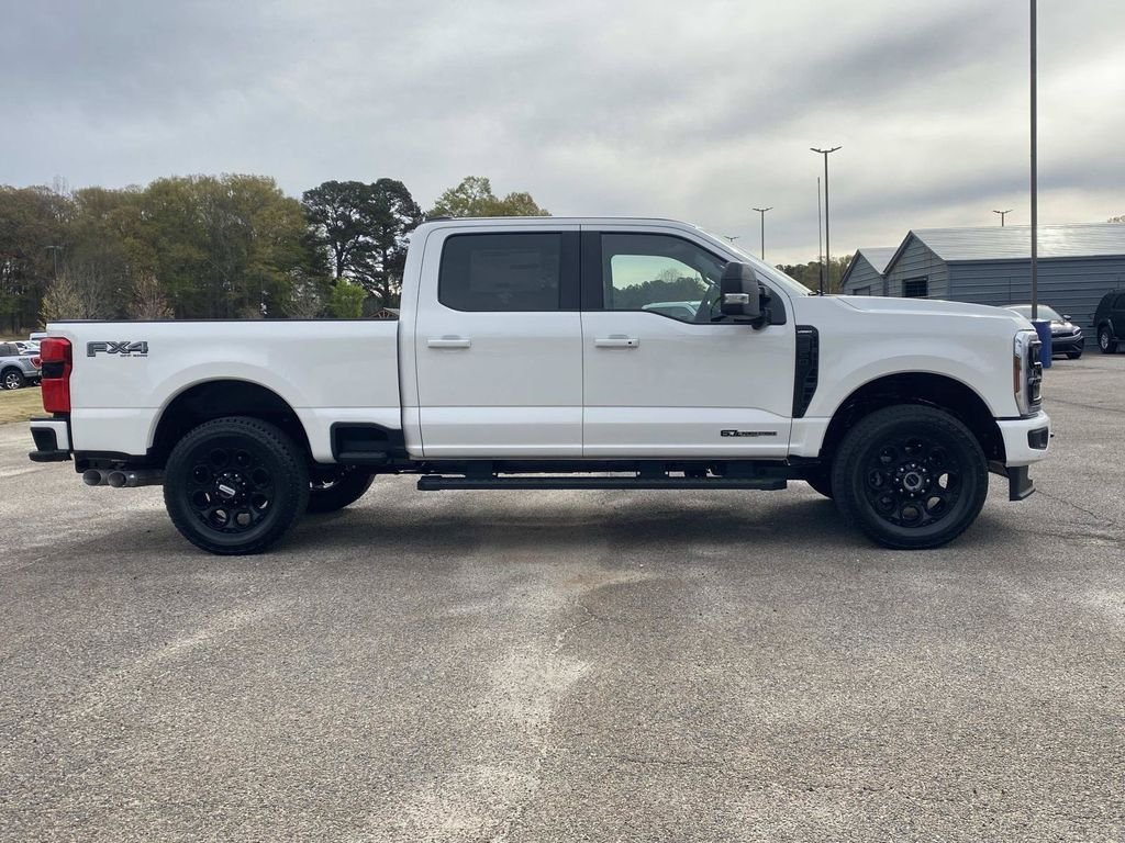 New 2026 Star White Metallic Tri-Coat Ford F-250® Lariat® image 2