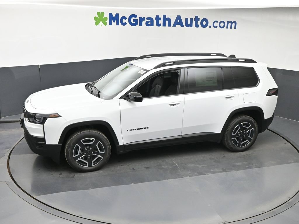 New 2026 Bright White Clear-Coat Exterior Paint Jeep Laredo image 21