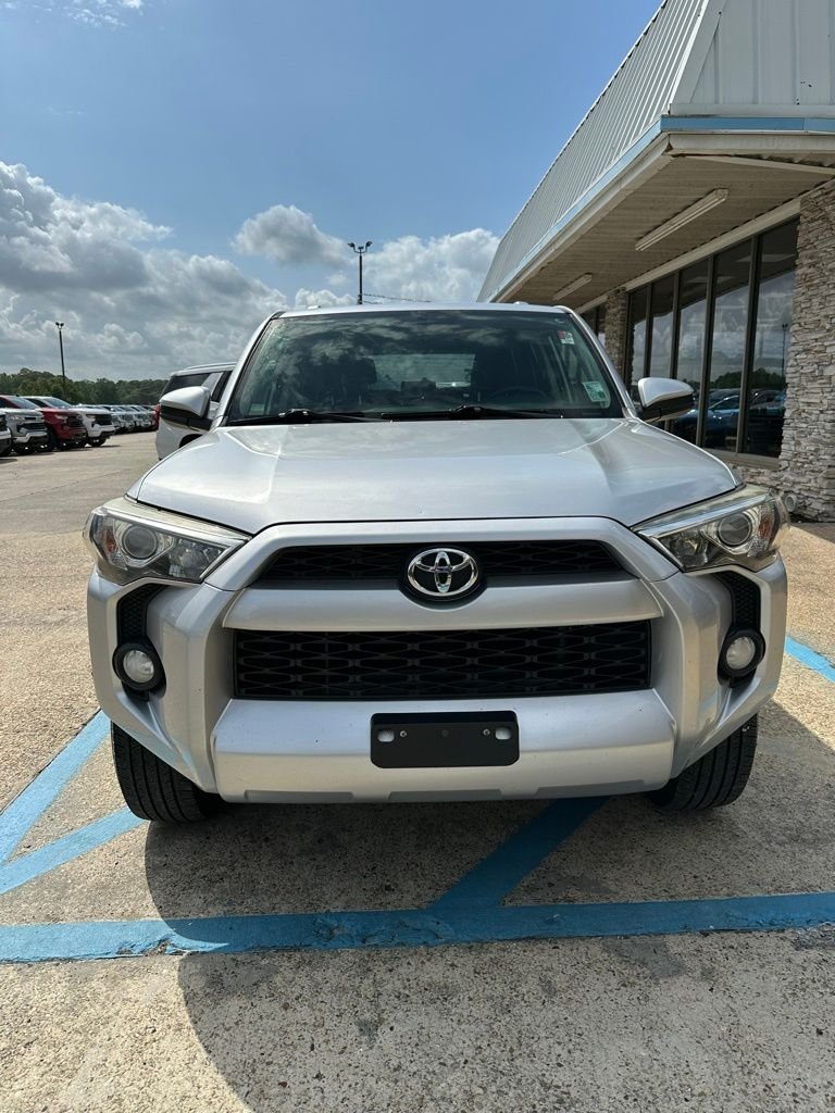 Used 2018 Toyota 4Runner SR5 with VIN JTEZU5JR3J5177700 for sale in Saint Francisville, LA
