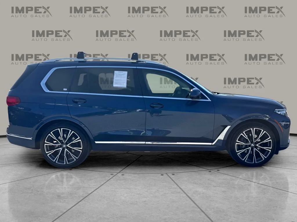 Used 2021 Blue BMW xDrive40i image 6