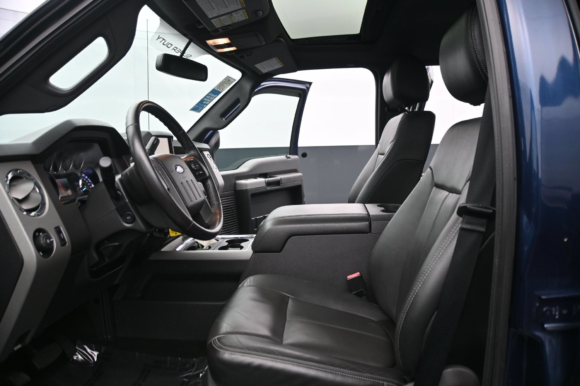 Used 2016  Ford  image 19