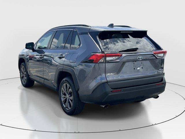 Certified Used 2023 MAGNETIC GRAY MET. Toyota  image 5