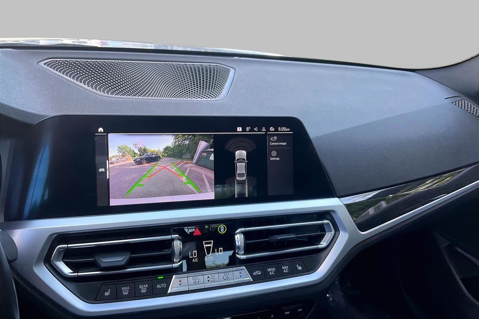 Used 2019 Alpine White BMW 330i xDrive image 28