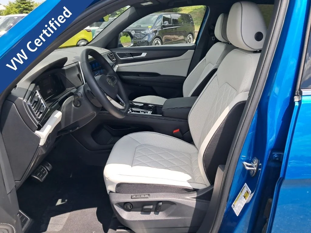 2025 Volkswagen Atlas Cross Sport SEL Premium R-LINE - Photo 6