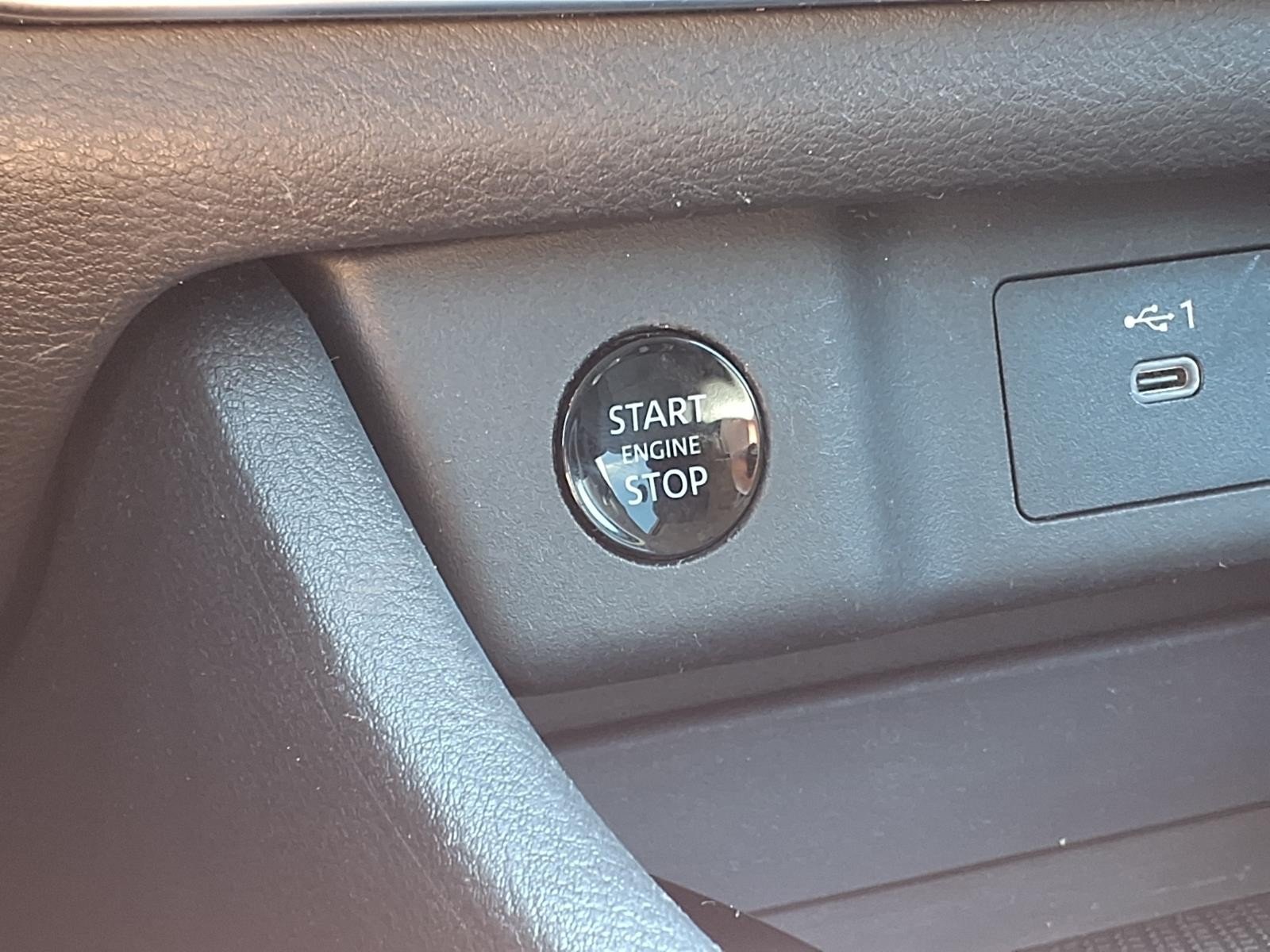 2025 Nissan Rogue SV Black at Robbins Nissan