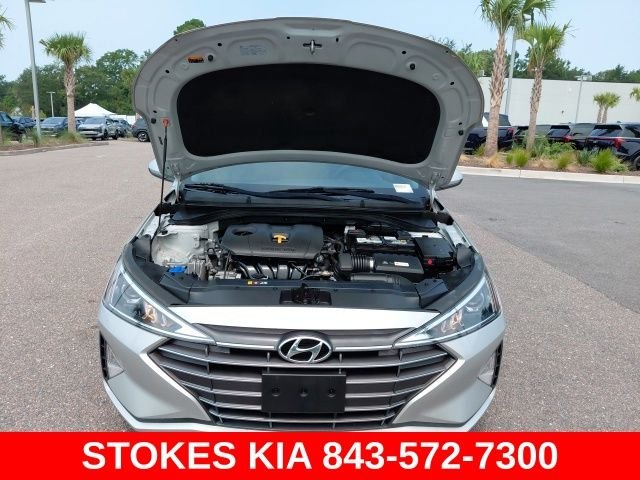 Used 2019 Silver Hyundai SEL image 9