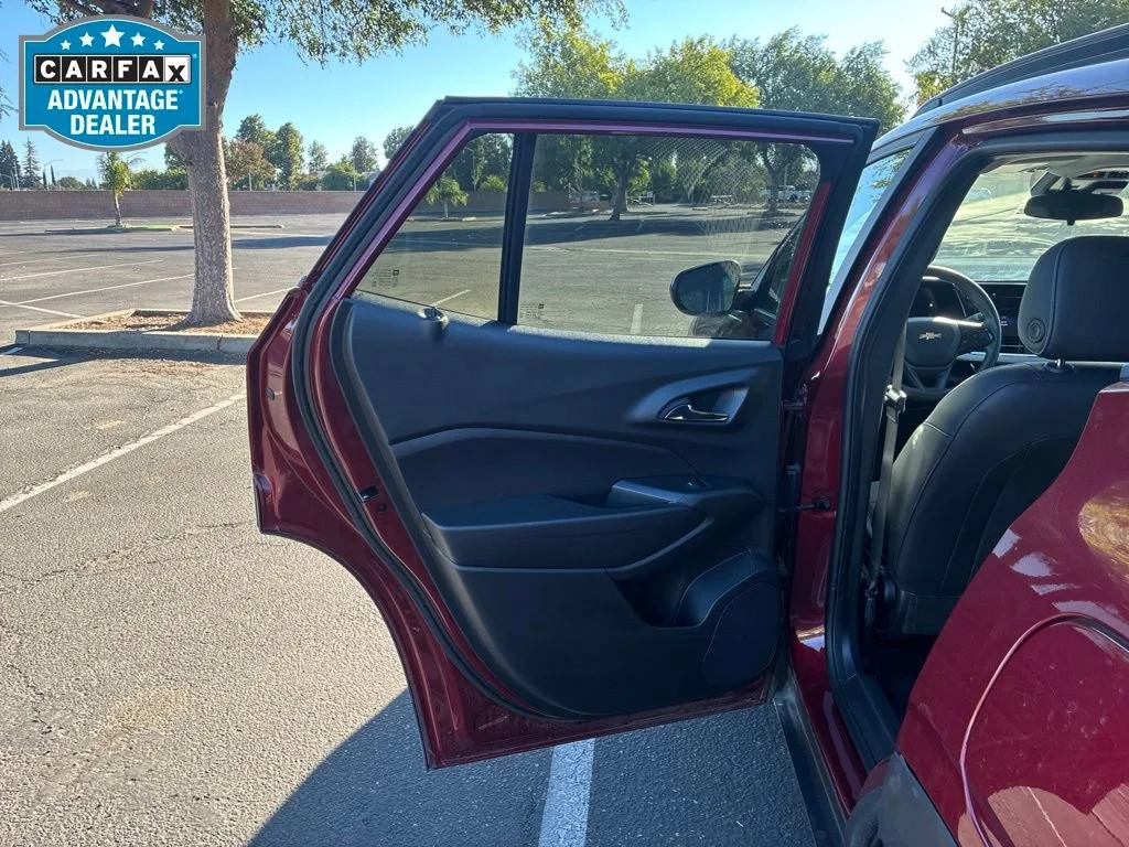 Used 2025 Crimson Metallic Chevrolet LT image 16