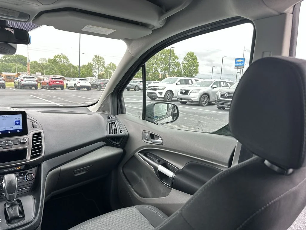 Used 2023 Gray Ford XLT image 11