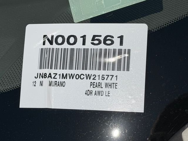 Used 2012 White Nissan LE image 13