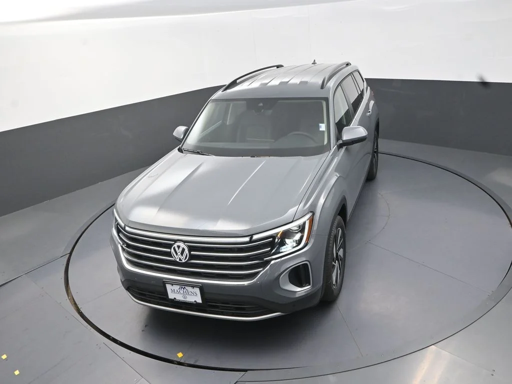 New 2026  Volkswagen SE w/Technology image 16