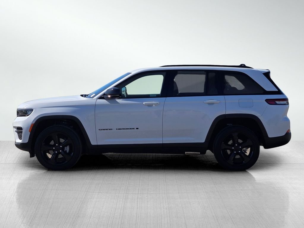 2023 Jeep Grand Cherokee Altitude - Photo 6