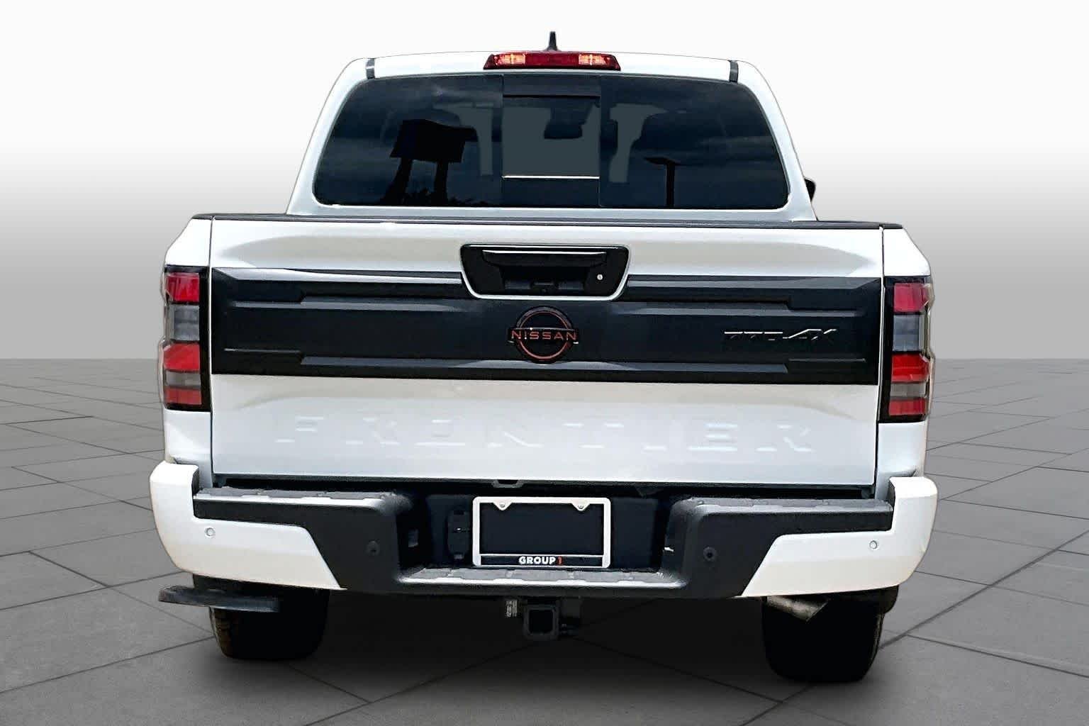 New 2026 Glacier White Nissan PRO-4X image 4