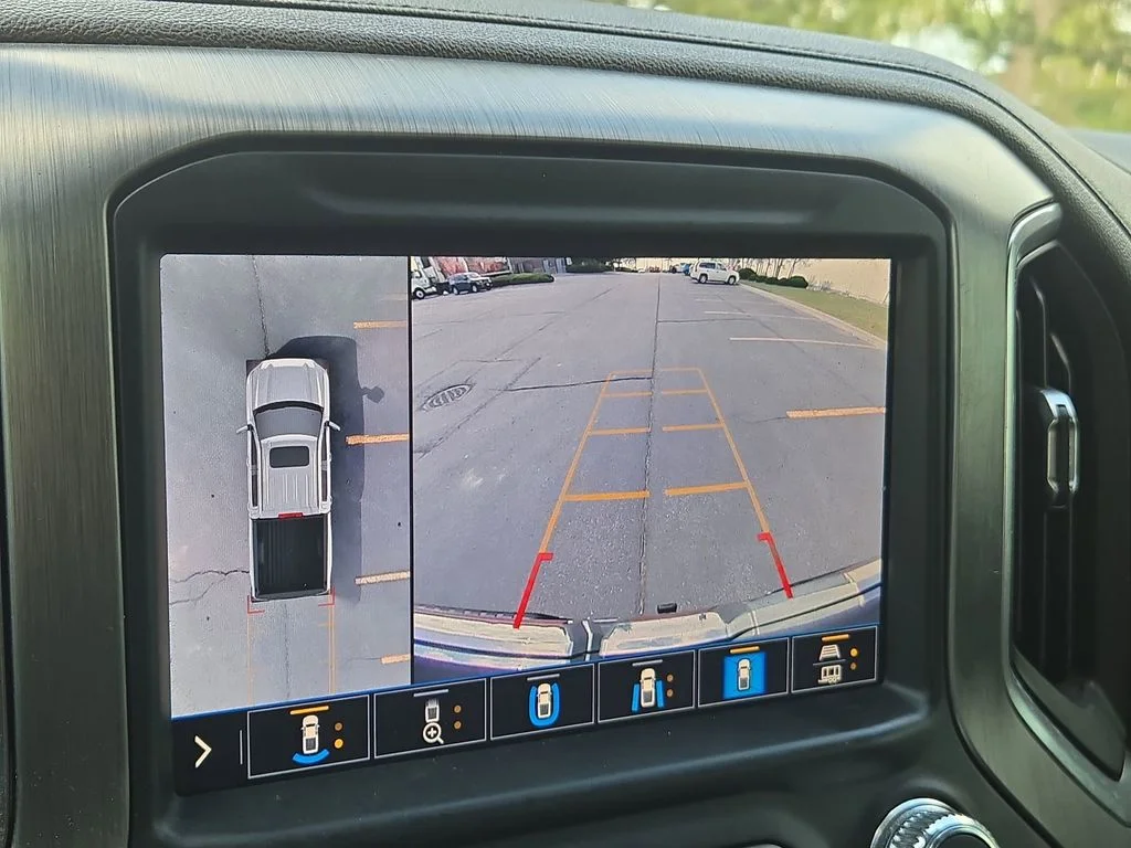 Used 2020 Gray GMC Denali image 39