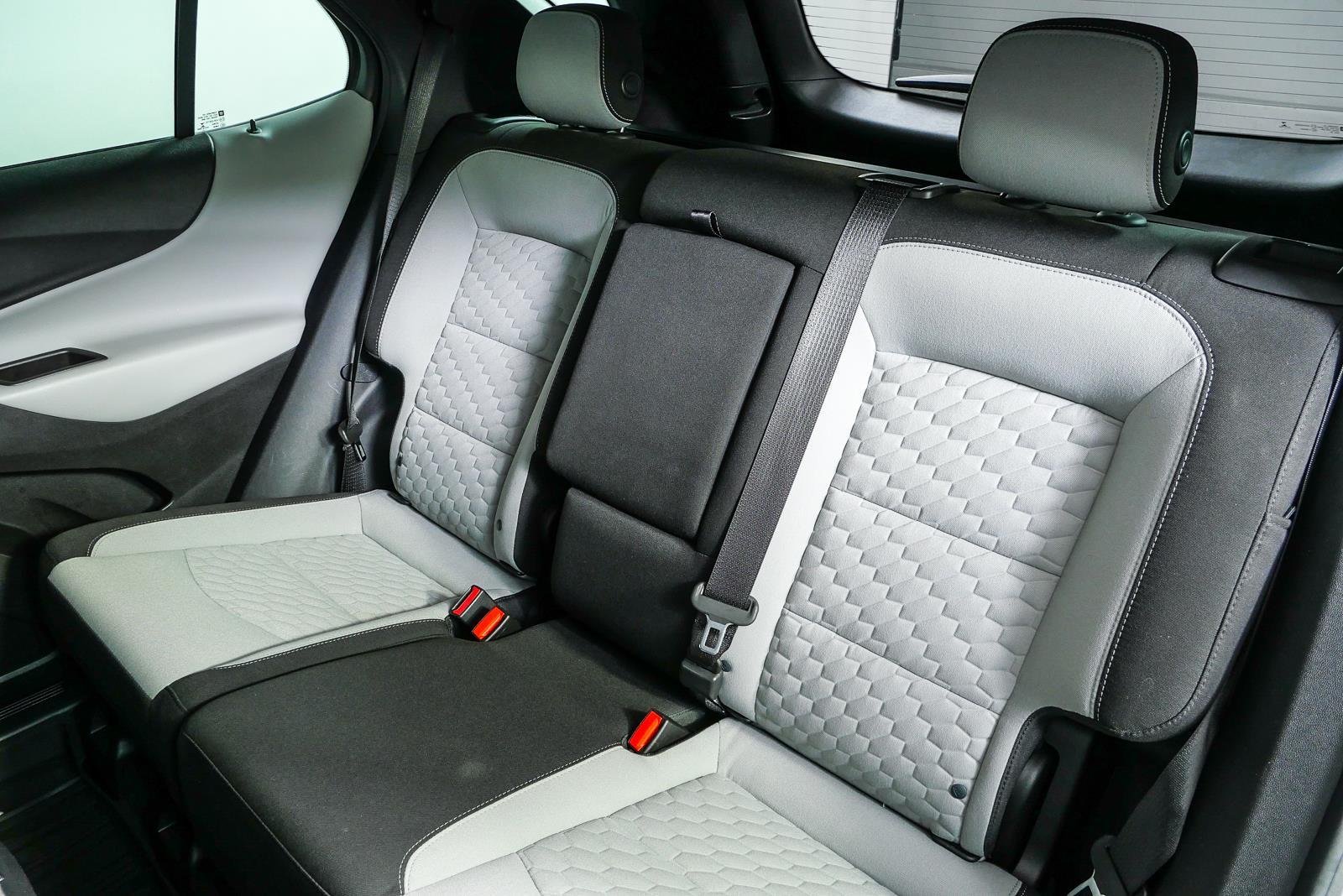 Used 2018 SUMMIT WHITE Chevrolet LS image 16