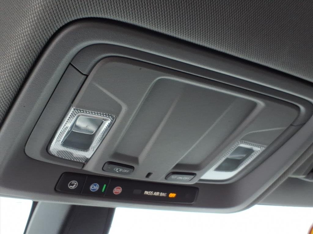 2019 Chevrolet Silverado 1500 LT - Photo 18