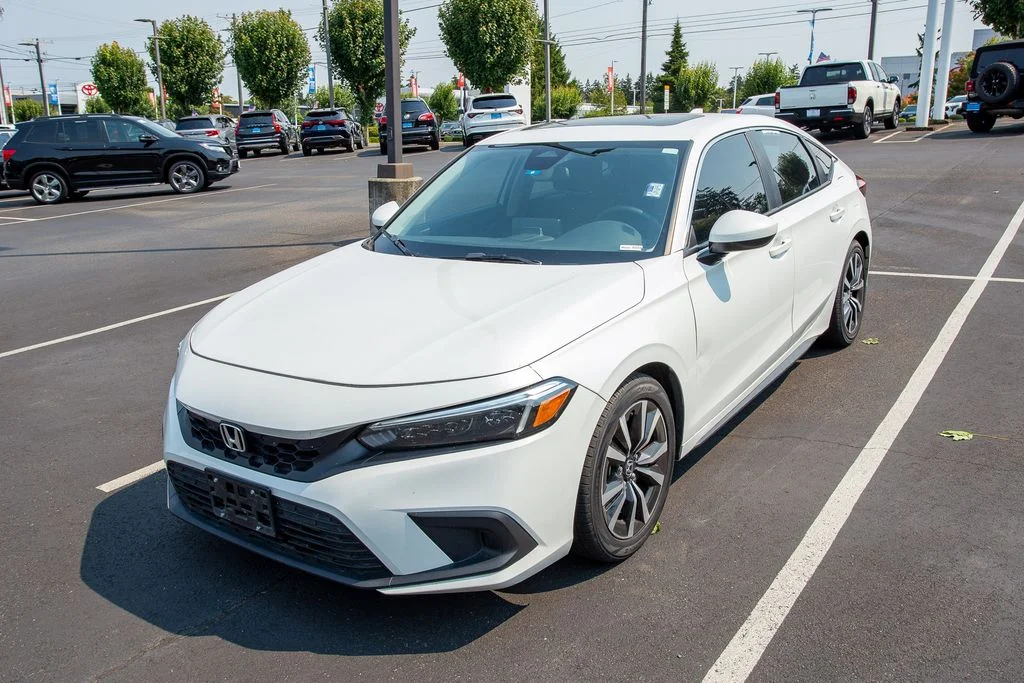 Certified Used 2023 Platinum White Honda EX-L image 3