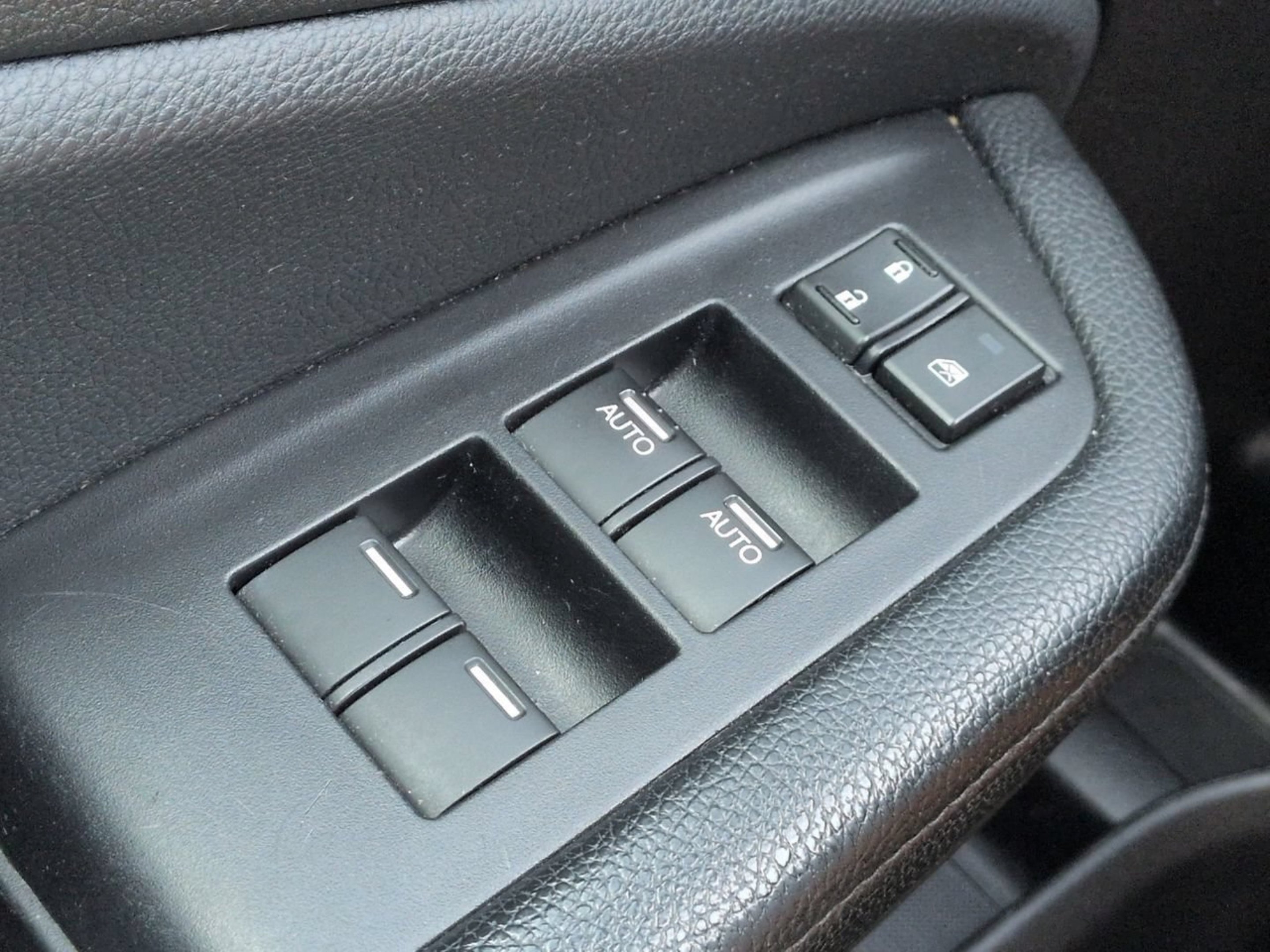 Used 2019  Honda Touring image 29