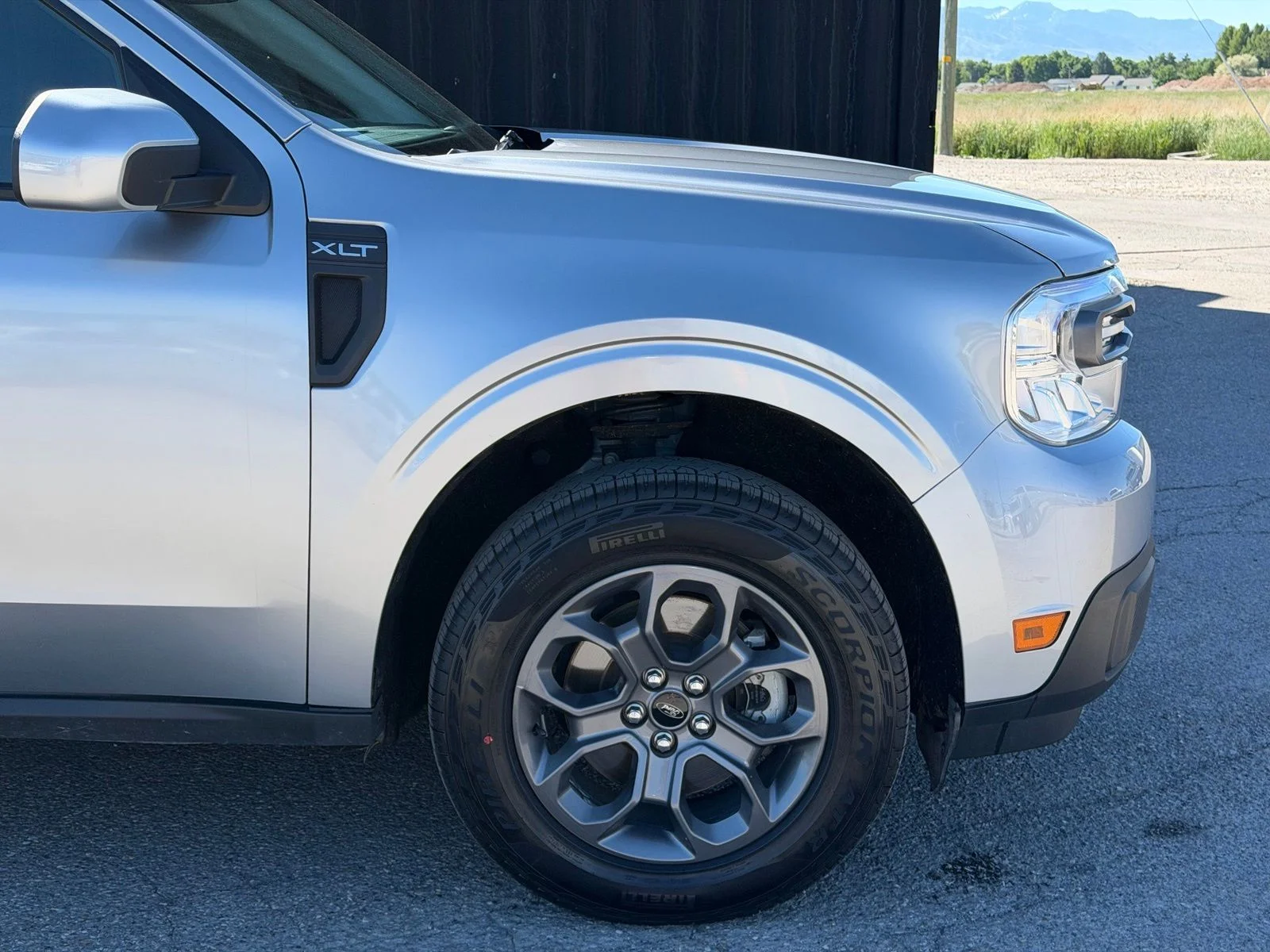 Used 2022 Silver Ford XLT image 4