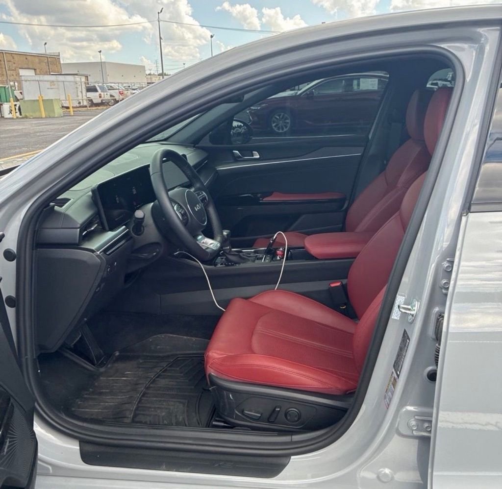 Used 2026 Gray Kia GT-Line image 8