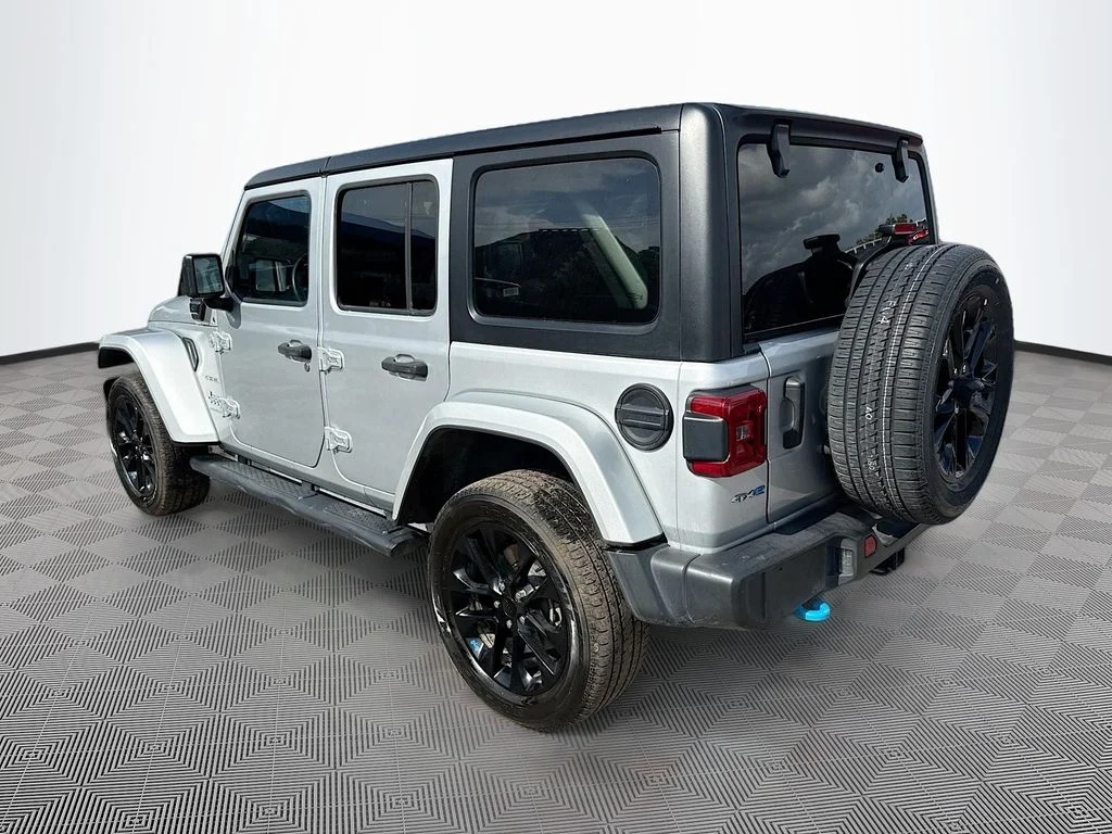 Used 2023 Silver Jeep Sahara 4xe image 8