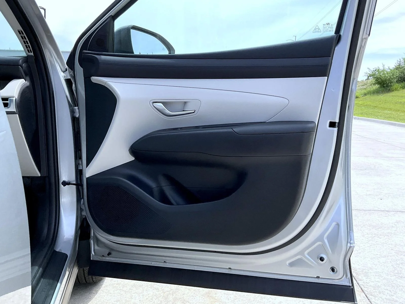 Certified Used 2026 Silver Hyundai SEL image 17