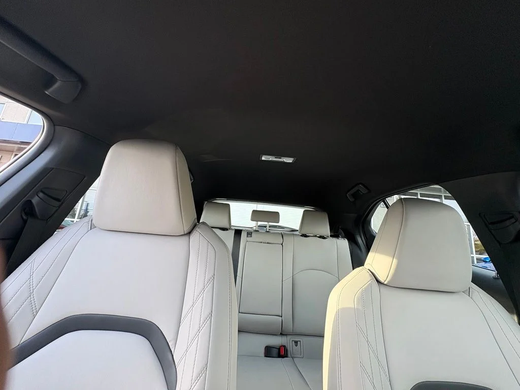 Used 2023 Silver Lexus 250h Base image 29