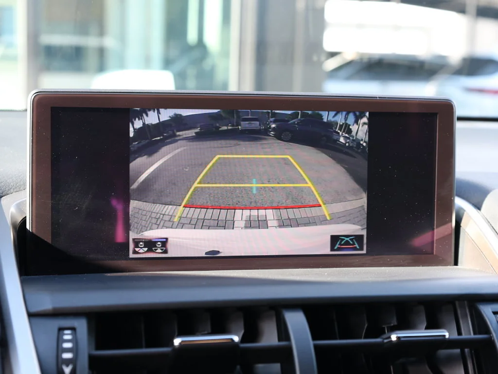 Used 2020 White Lexus 300 Base image 31