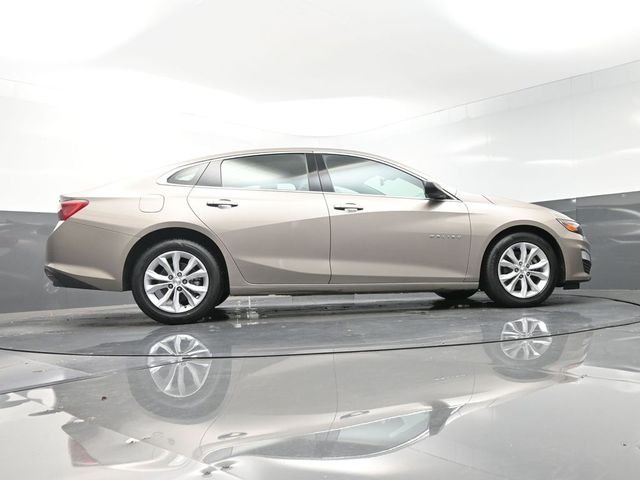 Used 2025 Gray Chevrolet LT image 39