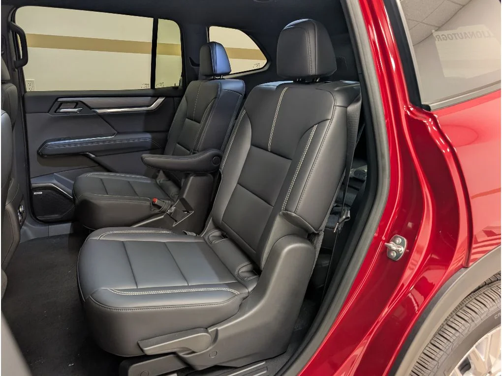 2026 GMC Acadia Elevation - Photo 12