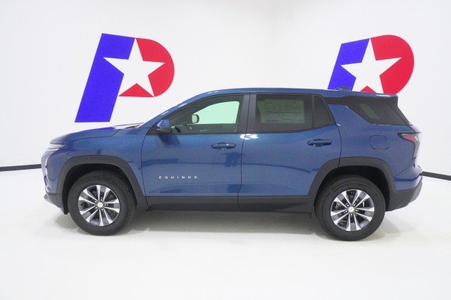 2027 Chevrolet Equinox LT - Photo 10