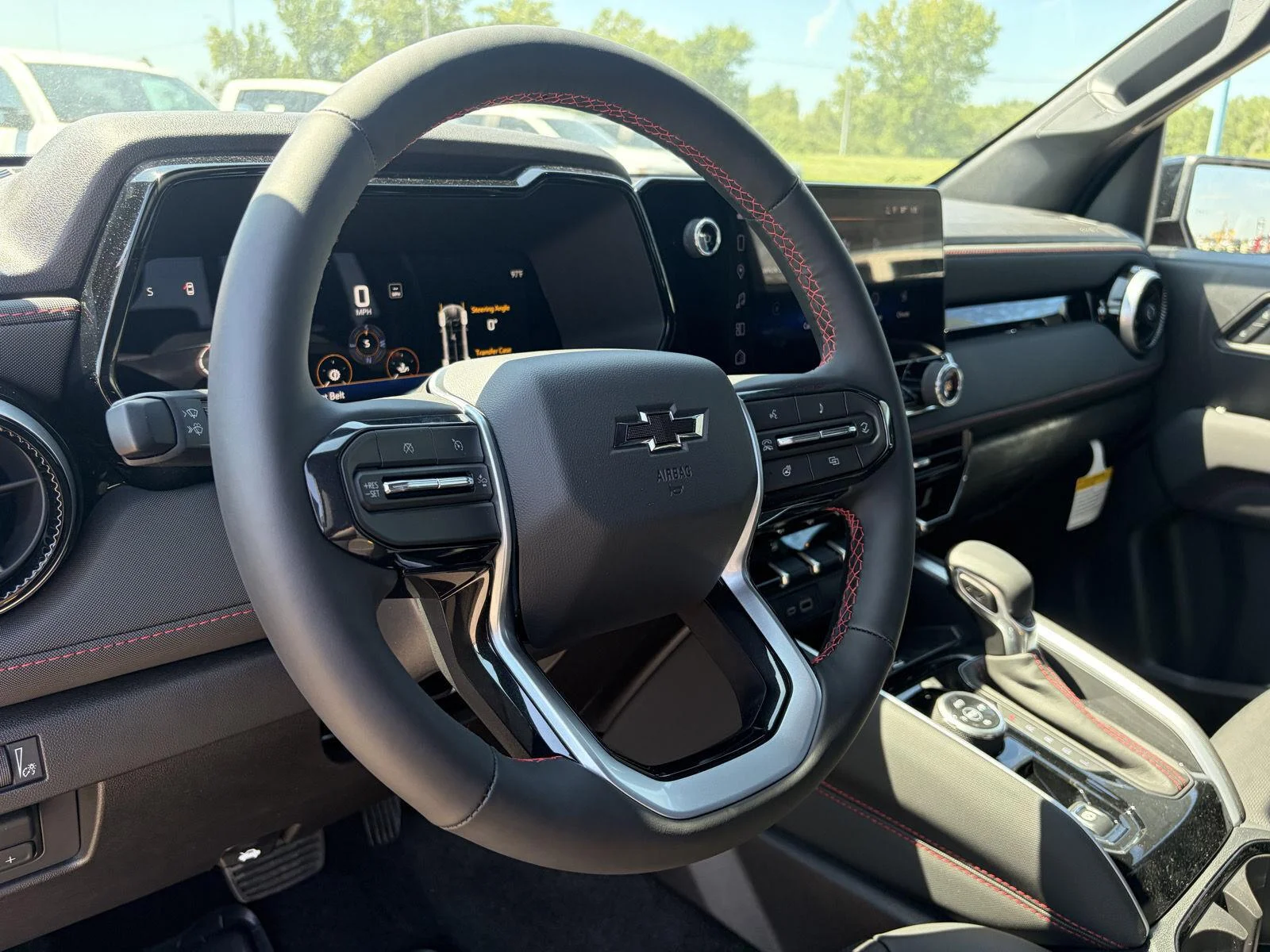 2026 Chevrolet Colorado Z71 - Photo 11
