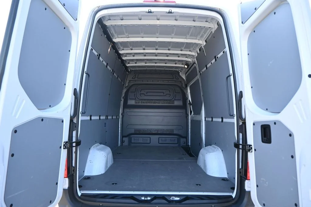 Used 2025 White Mercedes-Benz Cargo 144 WB image 26