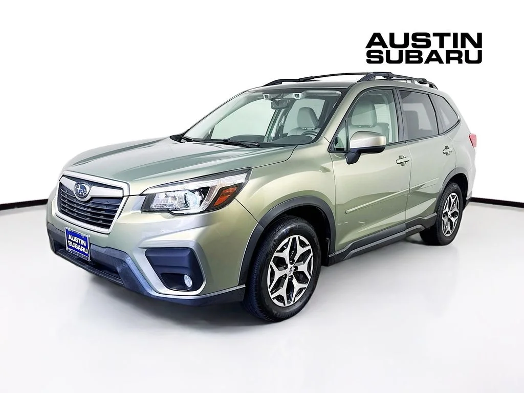 Used 2019 Green Subaru Premium image 3