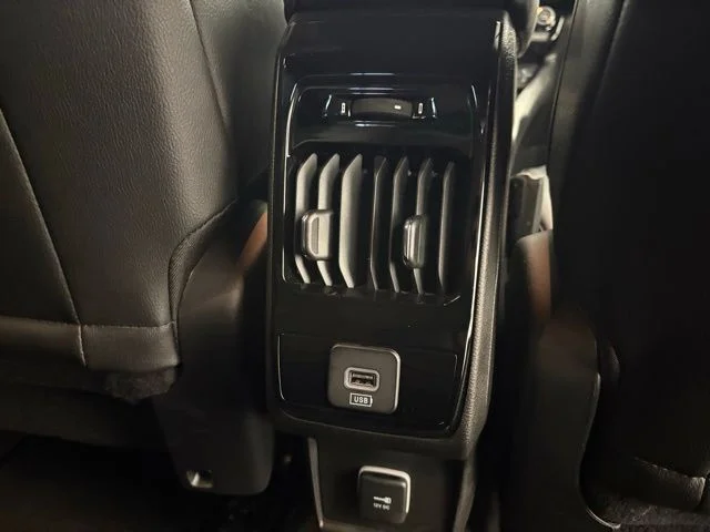 New 2026 White/off-white Jeep Limited image 17